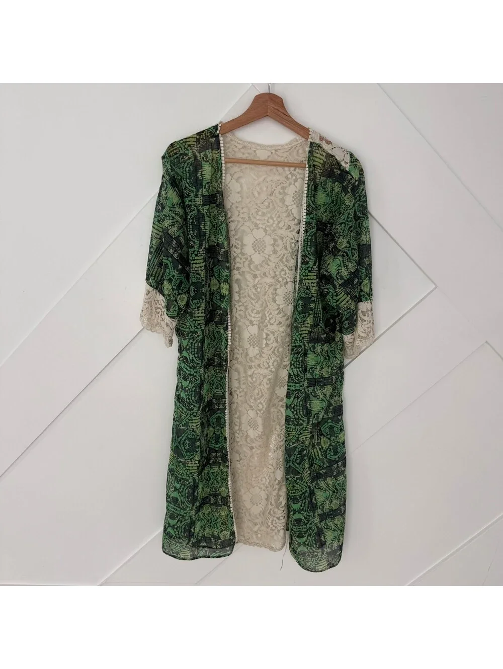 Maaji Green and Beige Lace Sheer Beach Vacation Kimono XS